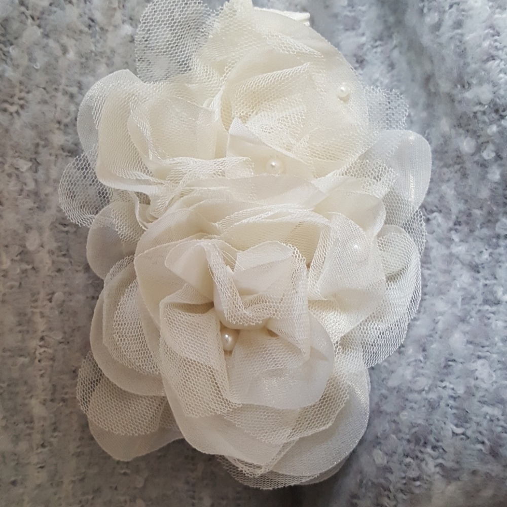 Newborn to 0-3 hair bow